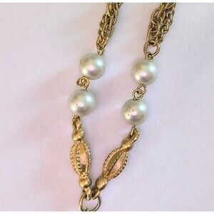 60s 70s Vintage Faux Pearl Gold Tone Tassel Necklace